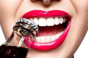 Dental damage habits , عادات تضر الأسنان 